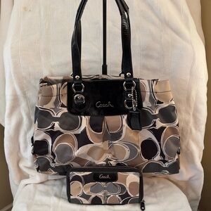 Coach Signature Patent Trim Tote + Matching Wallet Set